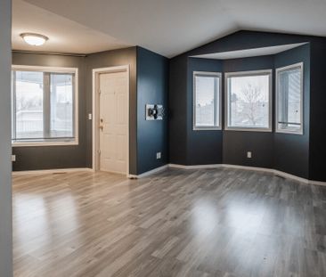 🏡 Charming 2 Bedroom - Photo 1