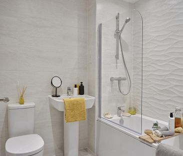 4 bedroom semi-detached house to rent - Photo 4