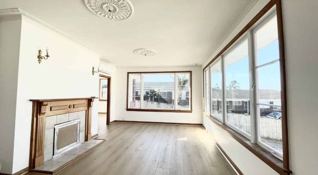 Mt Roskill, 4 bedrooms - Photo 1