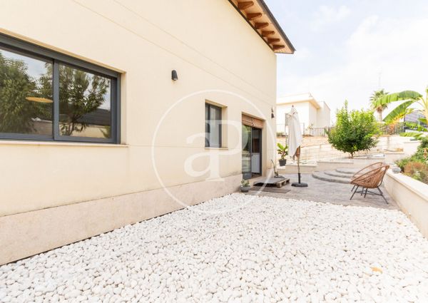 Detached villa for rent in the Urbanization of the Forest