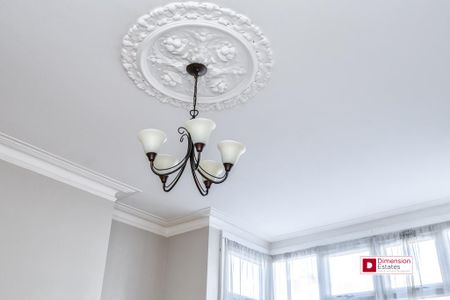 4 bedroom terraced house to rent - Photo 3