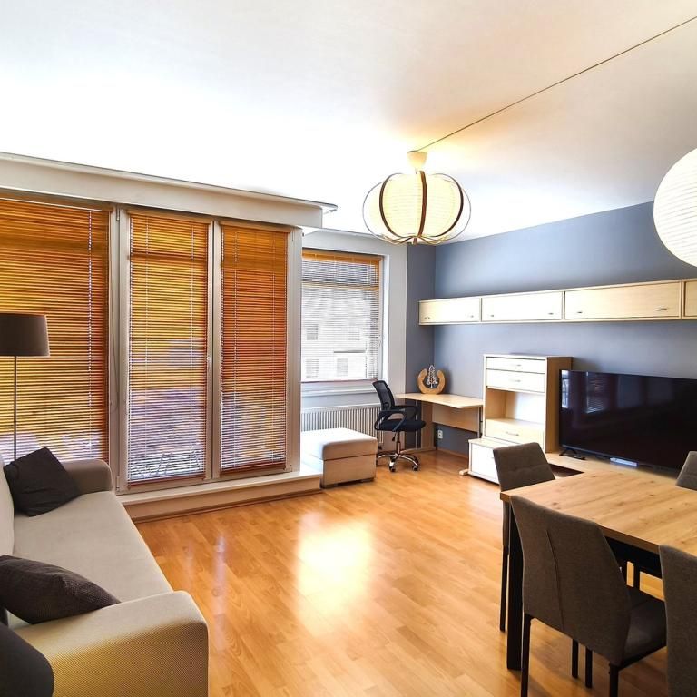 Pronájem bytu 3+kk 92 m2 - Fotografie 1