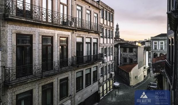 Rua de Sá Noronha, Porto, Porto District 4050-527 - Photo 1