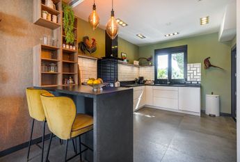 3 bedroom luxury Villa for rent in Marbella Del Este, Andalusia