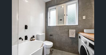 Light, Bright & Renovated - Photo 5