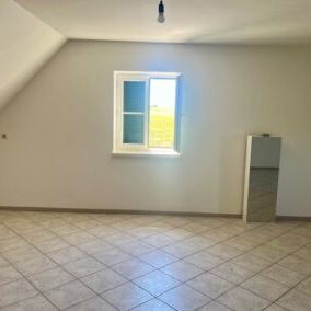 Lichtdurchflutete Wohnung mit Gartennutzung - Photo 1