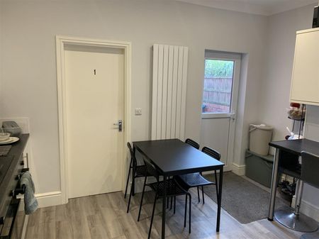 1 bedroom - Photo 5