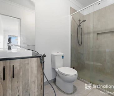 “Bake Me A Cake As Fast As You Can” - Photo 1