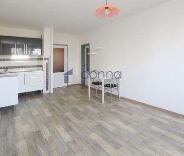 Pronájem bytu 1+kk 30 m2 - Photo 1