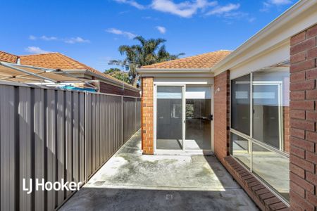 2 Cutlass Walk, Seaford Rise SA, Belconnen - Photo 2