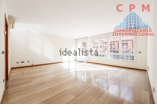 Alquiler de chalet adosado en Salvador - Photo 1