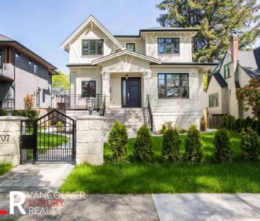 House in Vancouver West Side, BC - Photo 1