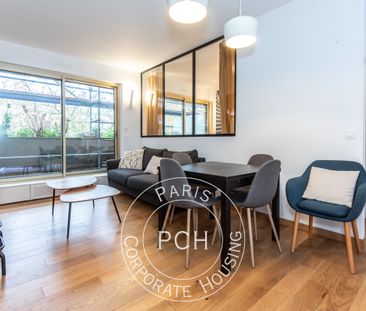 Boulevard Richard Lenoir, - Photo 1