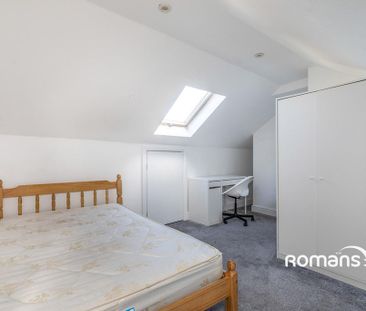 5 bedroom terraced house to rent - Photo 2