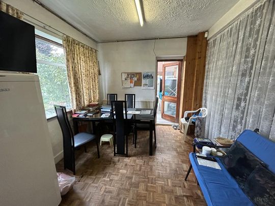 House share to rent - Photo 1