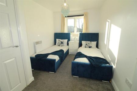 2 bedroom apartment to rent - Photo 3