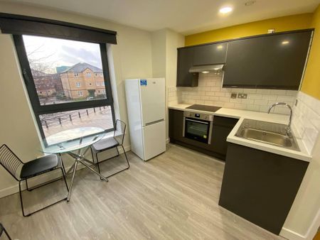 Studio to rent - Photo 4