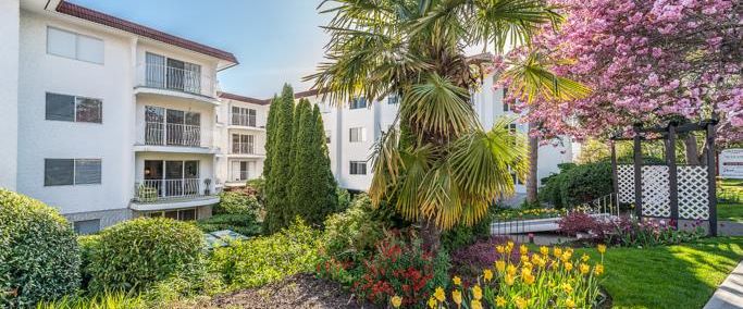 Granada Court Apartments | 1233 Fairfield Road, Victoria - Photo 1