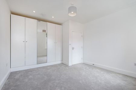 3 bedroom apartment to rent - Photo 5
