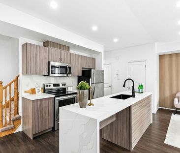 For Lease - 2621 Garrison Crossing, Pickering, Ontario - Photo 2