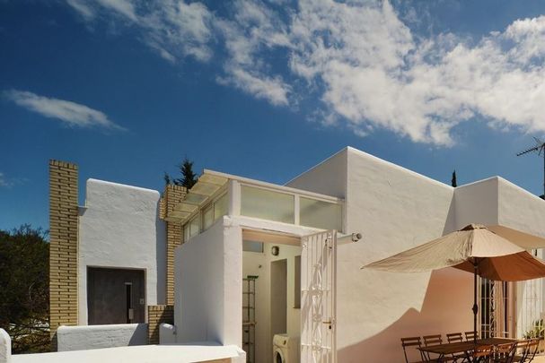 Luxury Flat for rent in Nueva Andalucia, Andalusia - Photo 1