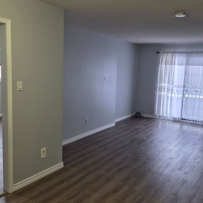 For Lease - 48 Porritt Street Unit# Upper, Barrie, Ontario - Photo 1