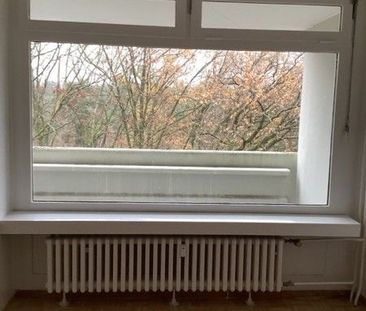 große 2-Zimmer-Wohnung mit Balkon und Aufzug - Foto 1