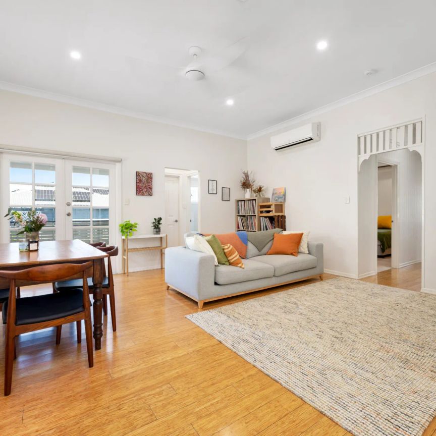 Charming Home in a Prime Greenslopes Location - Photo 1