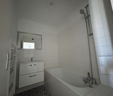 Location Appartement 1 pièce 26m² TROYES 10000 - Photo 3