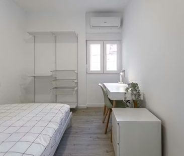 Carrer de l'Alcalde Albors, Valencia, Valencian Community 46018 - Foto 2