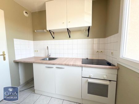Location Appartement 2 pièces 47m² LOUVROIL 59720 - Photo 3