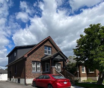 For Lease - 290 Eulalie Avenue Unit# Unit 2 (2nd Floor), Oshawa, On... - Photo 3