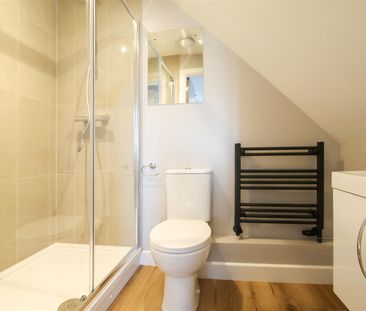 Room 7, High Street, Cherry Hinton, Cambridge - Photo 6