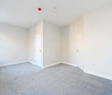 4 bedroom terraced house to rent - Photo 1
