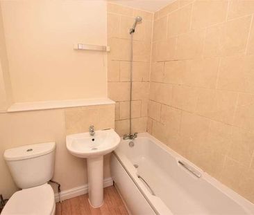 Catterall Close, Blackpool, FY1 - Photo 2