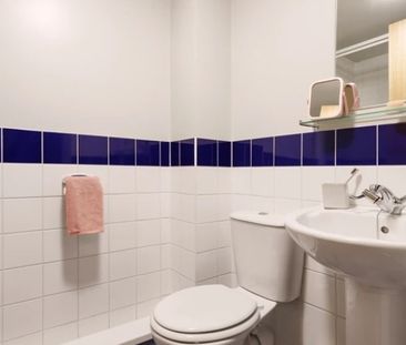 Room in a Shared Flat, Liverpool, L3 - Photo 6