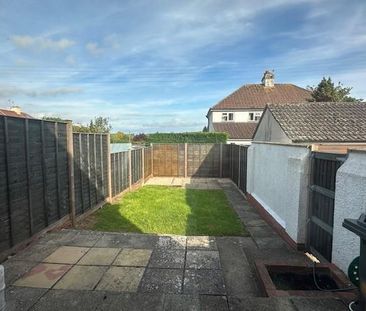 2 bedroom semi-detached house to rent - Photo 2
