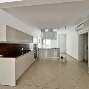 sehr schöne, klimatisierte Wohnung mit 3 Schlafzimmer beim Lycee Francais - Photo 1