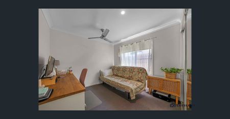 Spacious Family Home in the Heart of Coomera’s ‘Lura Estate’ - Photo 2