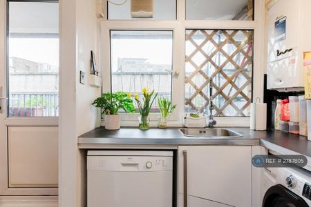 1 bedroom flat to rent - Photo 5