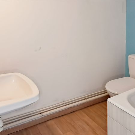 Location Appartement 1 pièce 15m² ST AUBIN D AUBIGNE 35250 - Photo 3