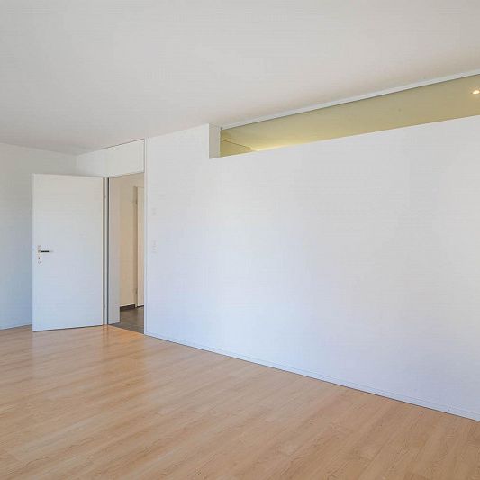 Grosszügige 3.5-Zimmer-Wohnung in Feuerthalen! - Foto 1