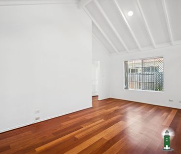 Light & Bright Villa - Photo 3