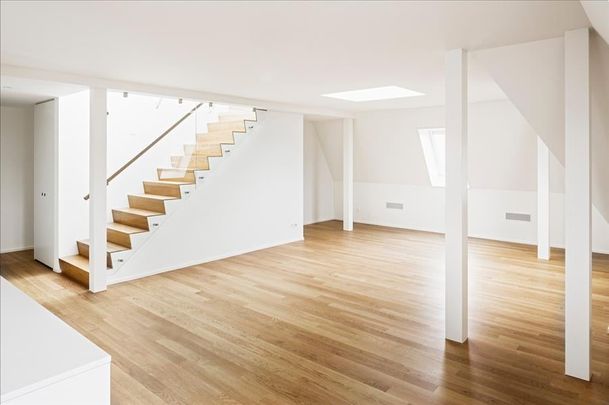 "Loft apartment with large rooftop terrace in central location" - Photo 1