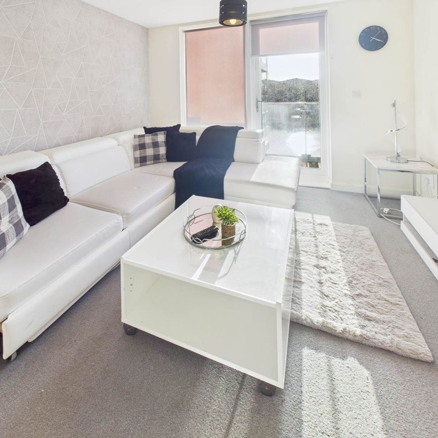 Price £1,095 pcm - Available Now - Unfurnished - Photo 1