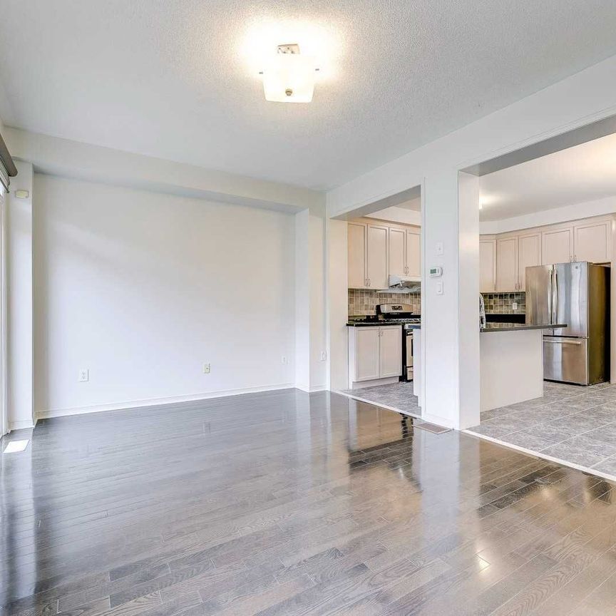 For Lease - 2278 Stone Glen Crescent, Oakville, Ontario - Photo 1