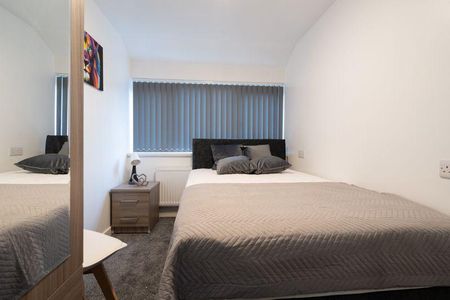 Mixed use to rent - Photo 5