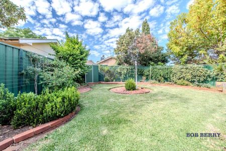 Convenient location, yet quiet! - Photo 5