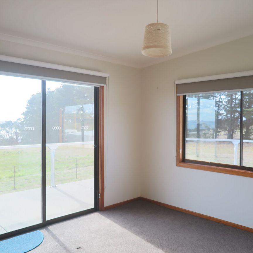 152 Lewisham Scenic Drive Lewisham TAS 7173 Australia - Photo 1