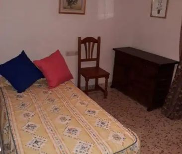 Piso de alquiler en Camino de Casabermeja, Barrio de Ciudad Jardín - Photo 1